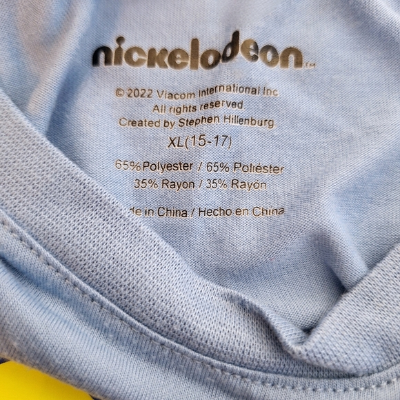 Nickelodeon "The Bikini Bottom" SpongeBob Square Pants 25th Anniversary Bundle. - Picture 9 of 15